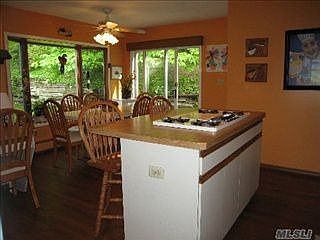4th image of 1 Cathy Ct