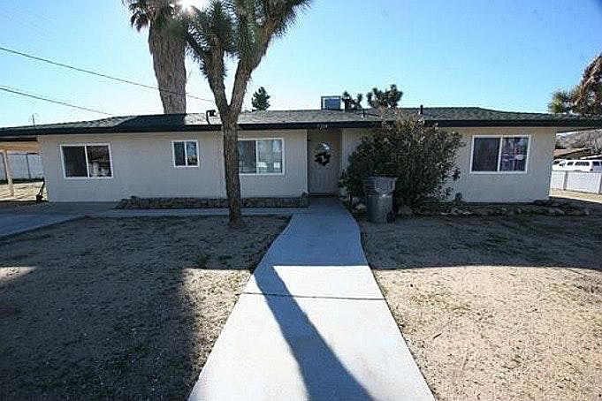 1st image of 7214 Barberry Ave