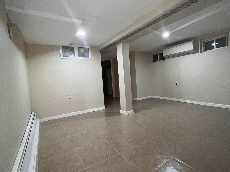 1st image of 22734 112th Ave