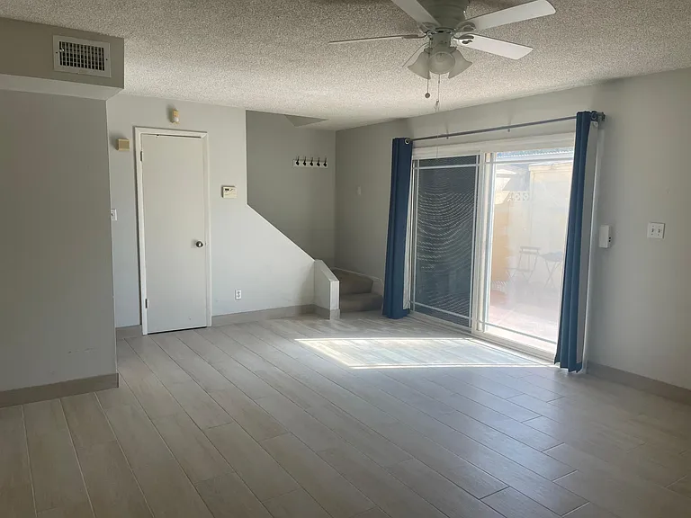 4637 S Mill Ave — Photo 9