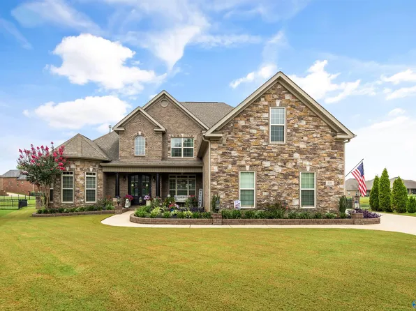 101 Springhaven Dr NW, Madison, AL 35757