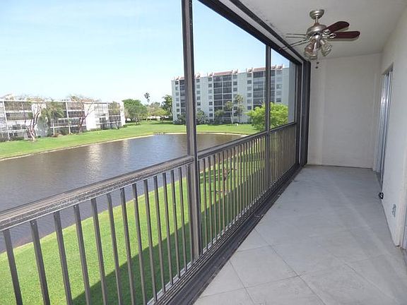 Screened In Rear Patio Balcony