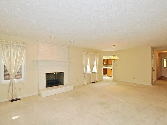 4th image of 7003 Steinmeier Dr W