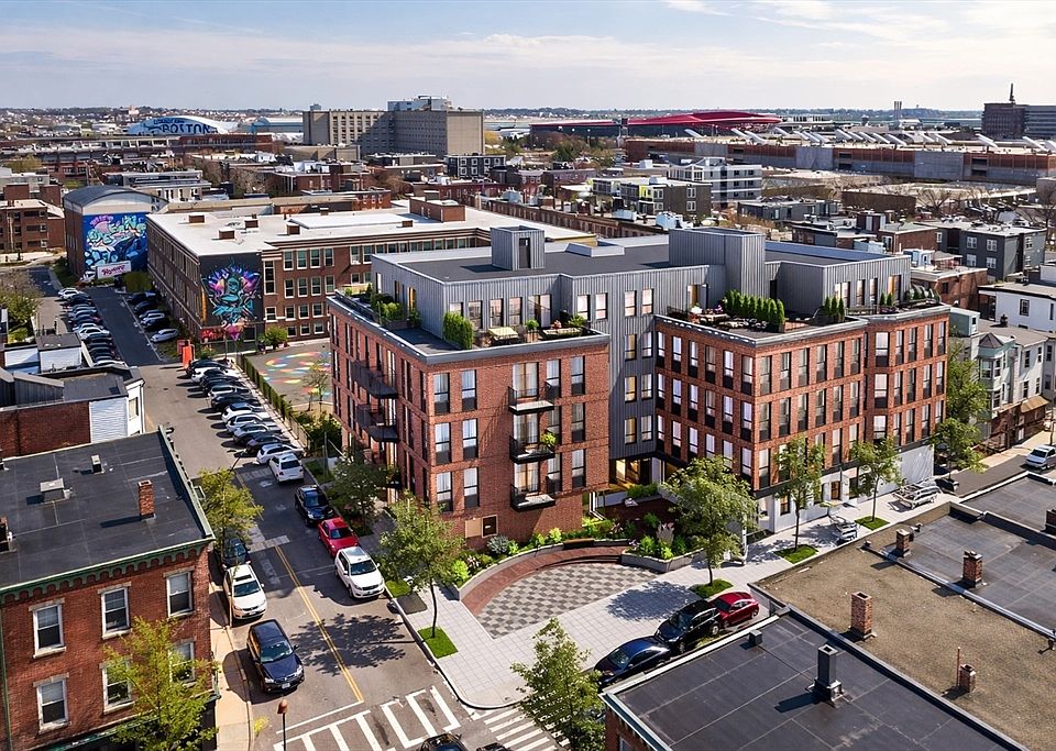 1st image of 9 McKay Pl #207