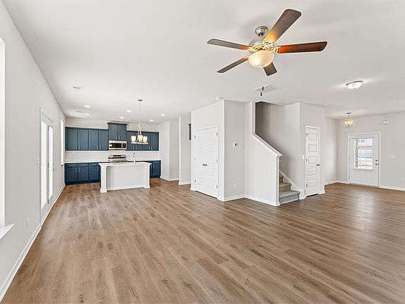 7th image of this home