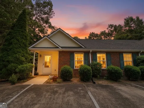 4012 Hidden Hollow Ter APT A, Gainesville, GA 30506