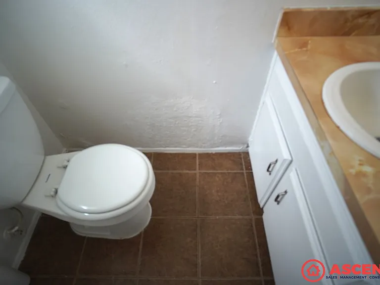 117 Hughes Avenue — Photo 7