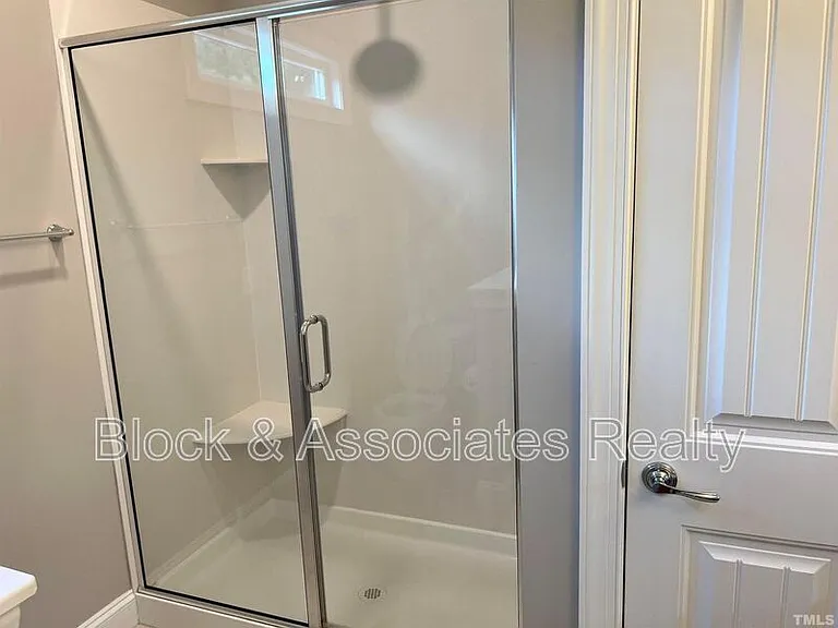 555 Mariah Towns Way — Photo 13