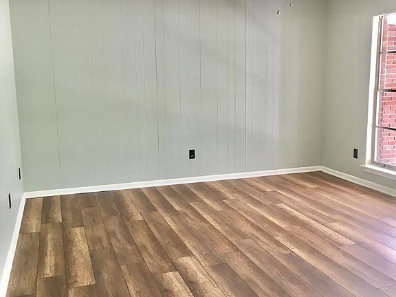 4th image of 221 Shalimar Dr
