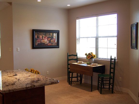 4th image of 1727 Shoal Creek Dr