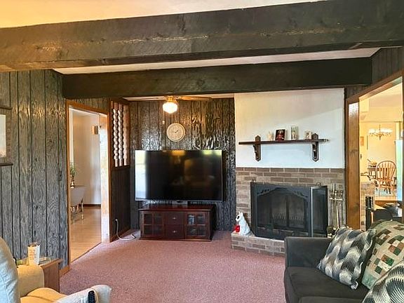 4th image of 14966 Laube Rd