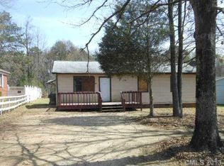 5250 Hilltop Cres, Charlotte, NC 28269