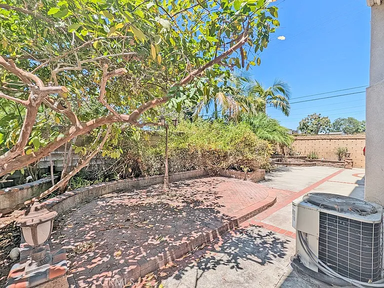 17801 Powell Pl — Photo 16