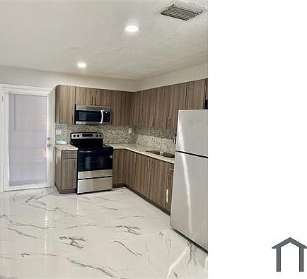 3rd image of 1540 SW 20th St #2