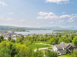 120 Pepin Dr UNIT B5, Newport, VT 05855