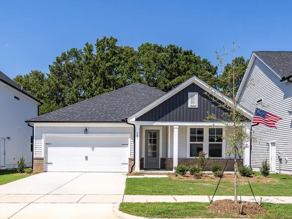 601 Crescent Wood Trl, Zebulon, NC 27597