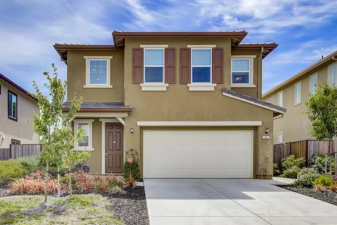 42 Driftwood Cir photo 1