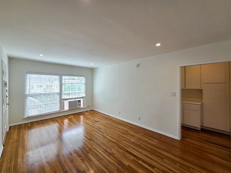 4635 Finley Ave #3 — Photo 5