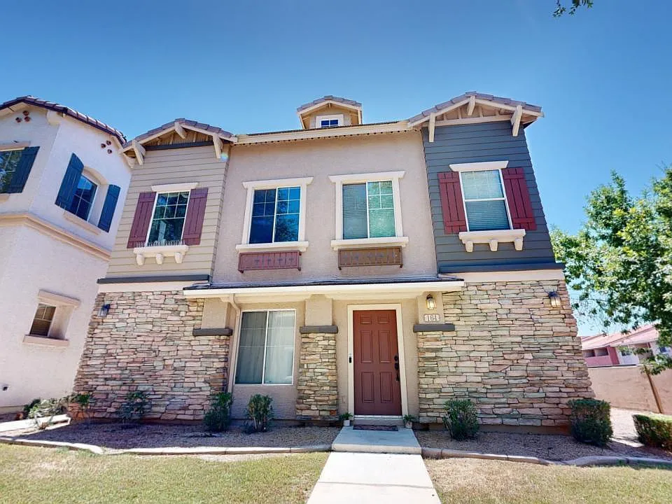 164 W Campbell Ct