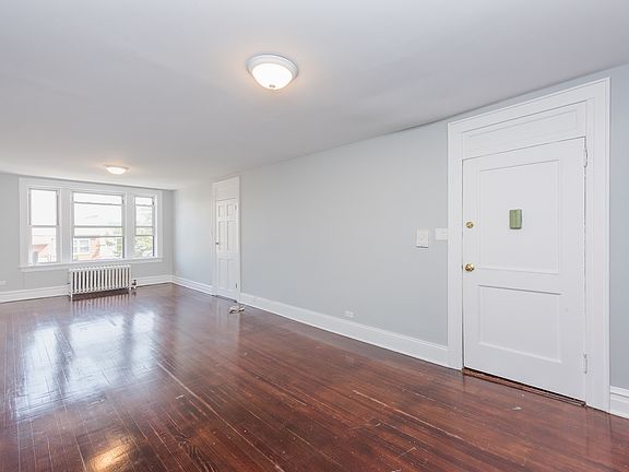 4th image of 28-32 47th St #3A