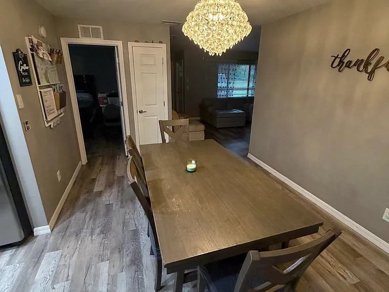 819 Pebblewood Dr — Photo 16