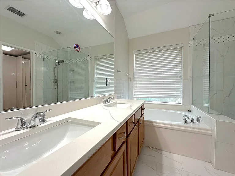 1579 Poets Way — Photo 25
