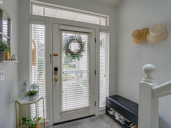 3rd image of 1605 NE 89th Pl #19