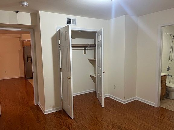 5th image of 1031 Clinton St APT 3A