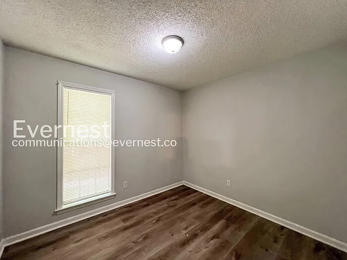 6420 Forestgate Rd — Photo 13
