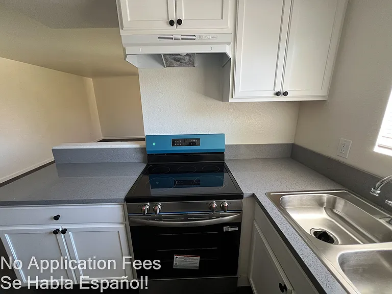 1458 Pumalo St #1 — Photo 3