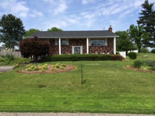 1st image of 1749 Lawson St