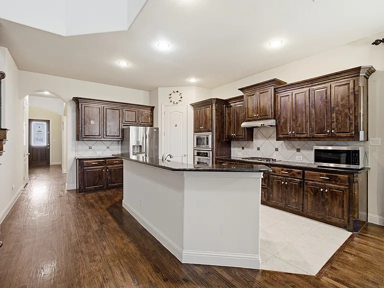 328 Anna Ave — Photo 21