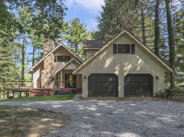 406 Crabapple Dr, Howard, OH 43028