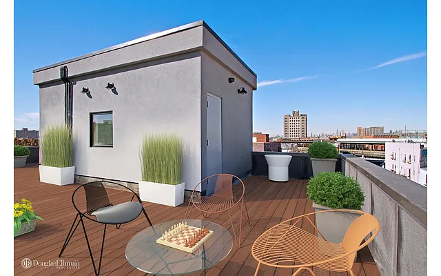 Sold by Douglas Elliman | media 21