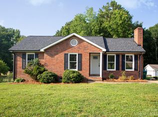 405 Caswell Ave, Bessemer City, NC 28016