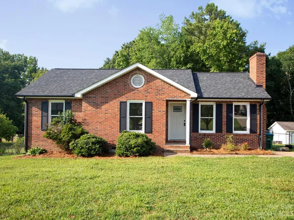 405 Caswell Ave, Bessemer City, NC 28016