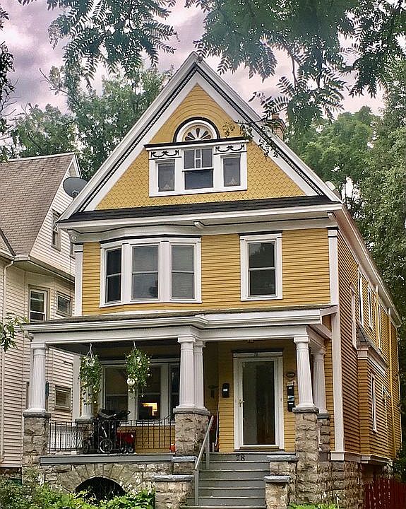 1st image of 78 W Oakwood Pl