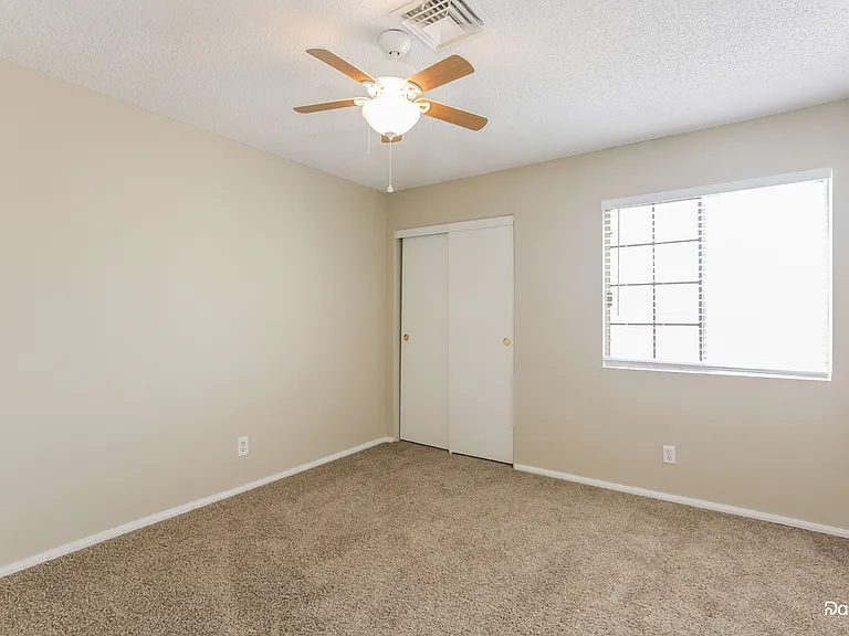 220 Coconut Grove Ct — Photo 10