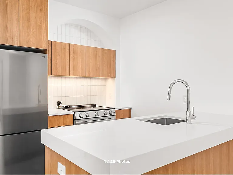 151 S Elliott Pl #2L — Photo 1