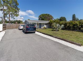 5527 23rd St W, Bradenton, FL 34207