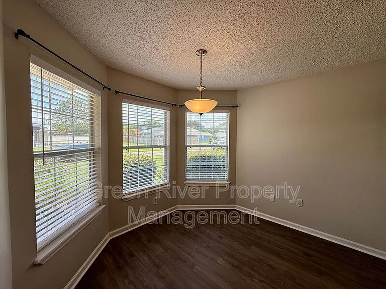 4139 Savannah Glen Blvd — Photo 7