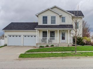 2755 Somerset Dr, Ames, IA 50010