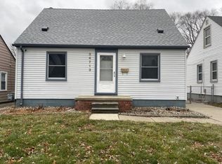 24713 Calvin St, Dearborn, MI 48124