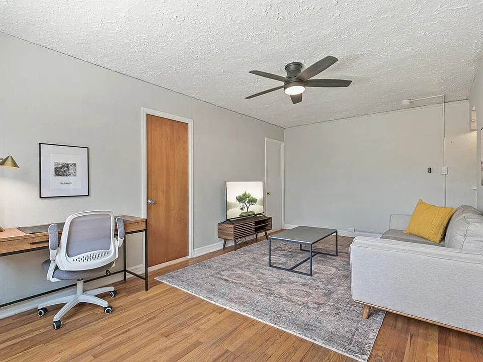 1666 Detroit St #2-ID1522265P