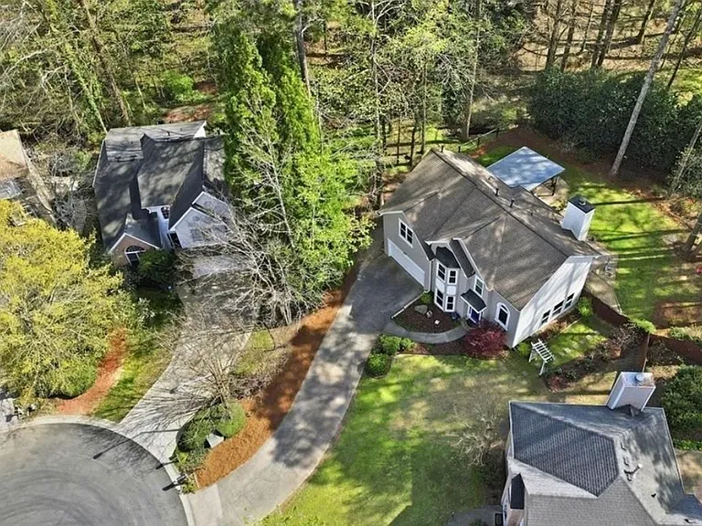 2158 Chartley Pl — Photo 4