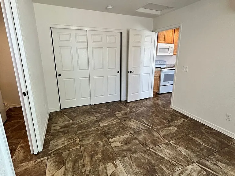 2040 Injo Dr — Photo 6