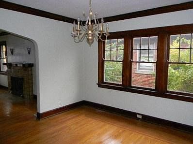 2nd image of 1835 Dalewood Pl