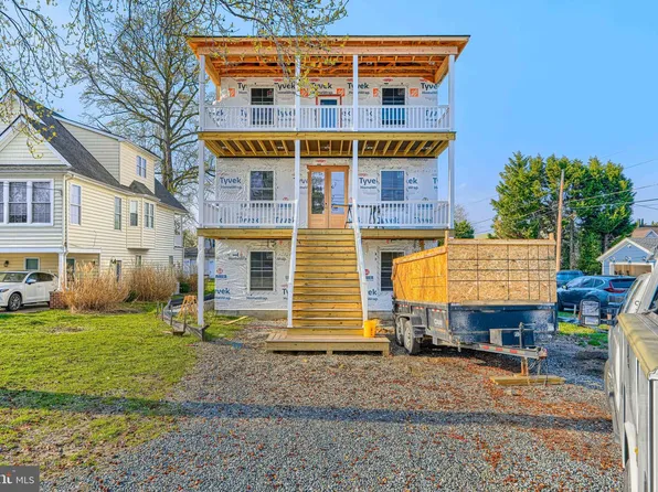 918 Sue Grove Rd, Essex, MD 21221