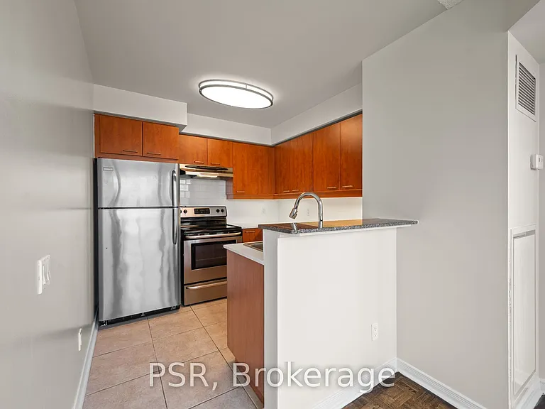 515 Rosewell Ave #309 — Photo 5