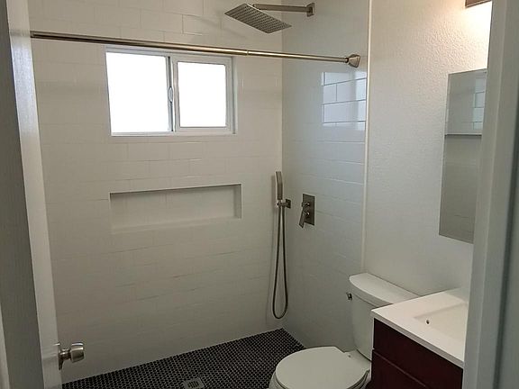 5th image of 10153 De Soto Way